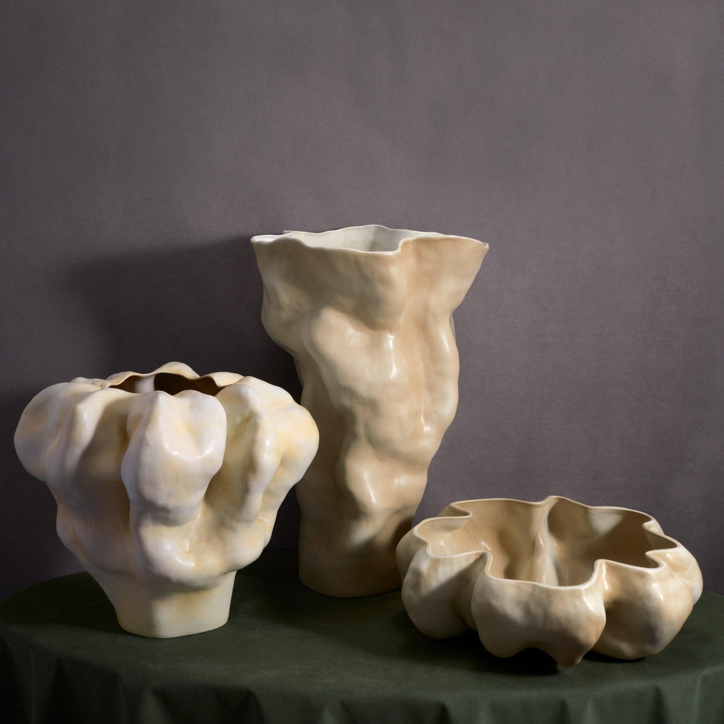 Timna Vase Short Latte