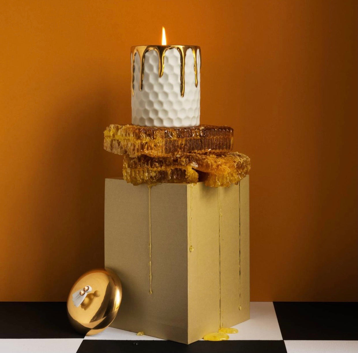 Beehive Candle