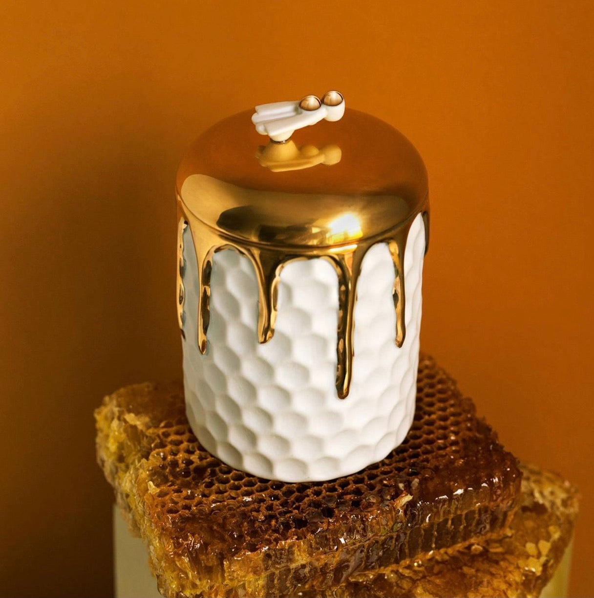 Beehive Candle